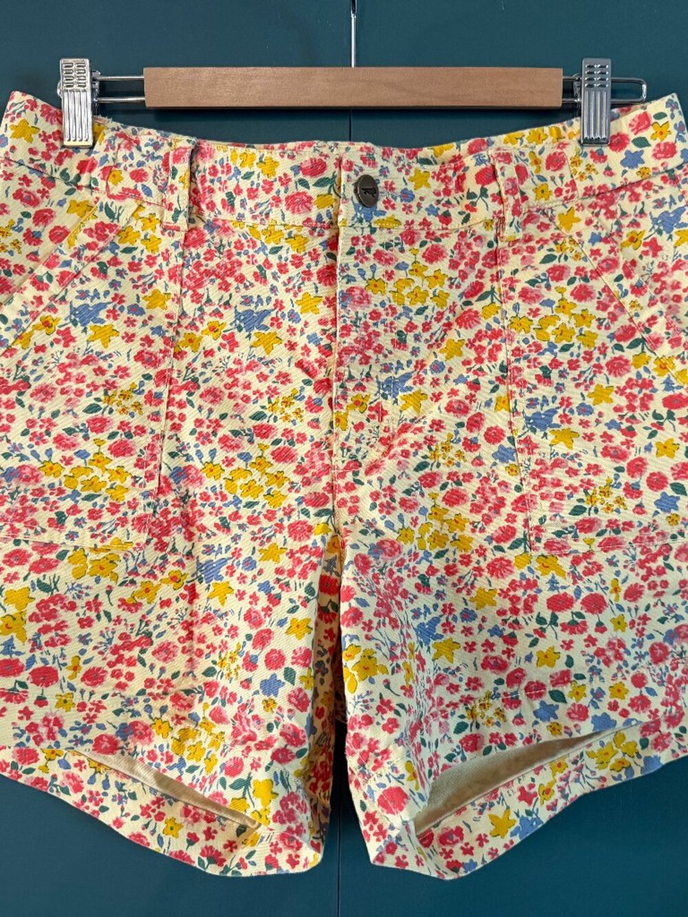 Toad&Co Earthworks Camp Short - Straw Daisy Print - size 12